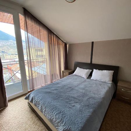 מלון Uptown Boutique Kazbegi מראה חיצוני תמונה