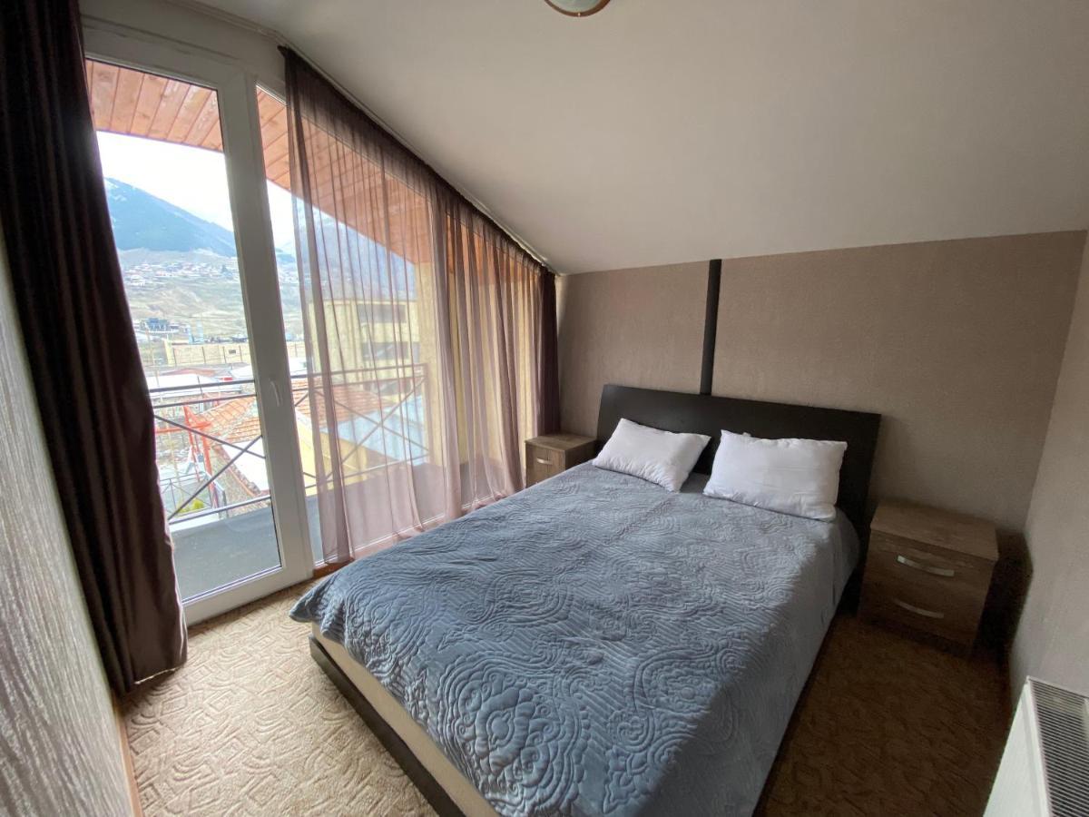 מלון Uptown Boutique Kazbegi מראה חיצוני תמונה
