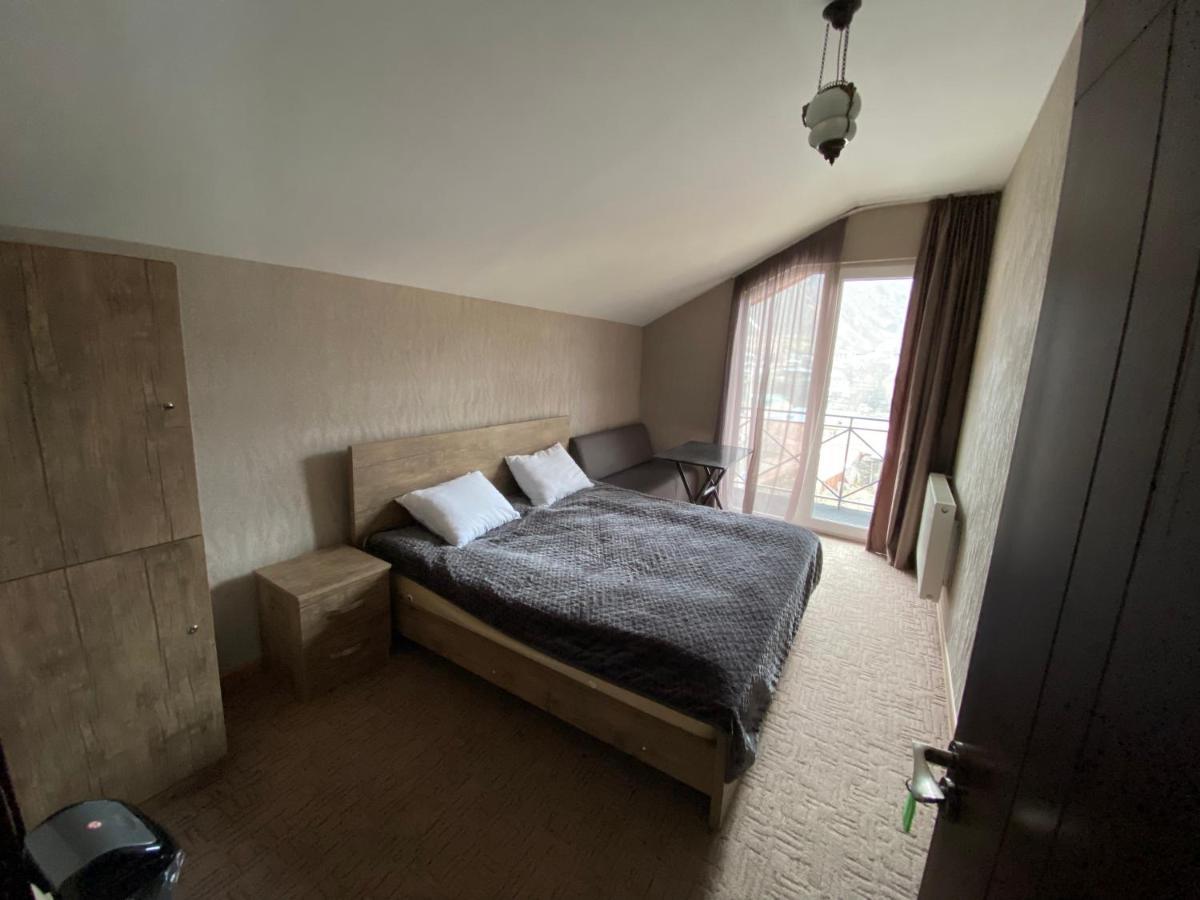 מלון Uptown Boutique Kazbegi מראה חיצוני תמונה