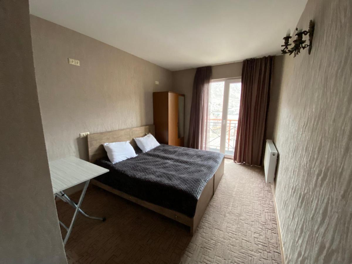 מלון Uptown Boutique Kazbegi מראה חיצוני תמונה