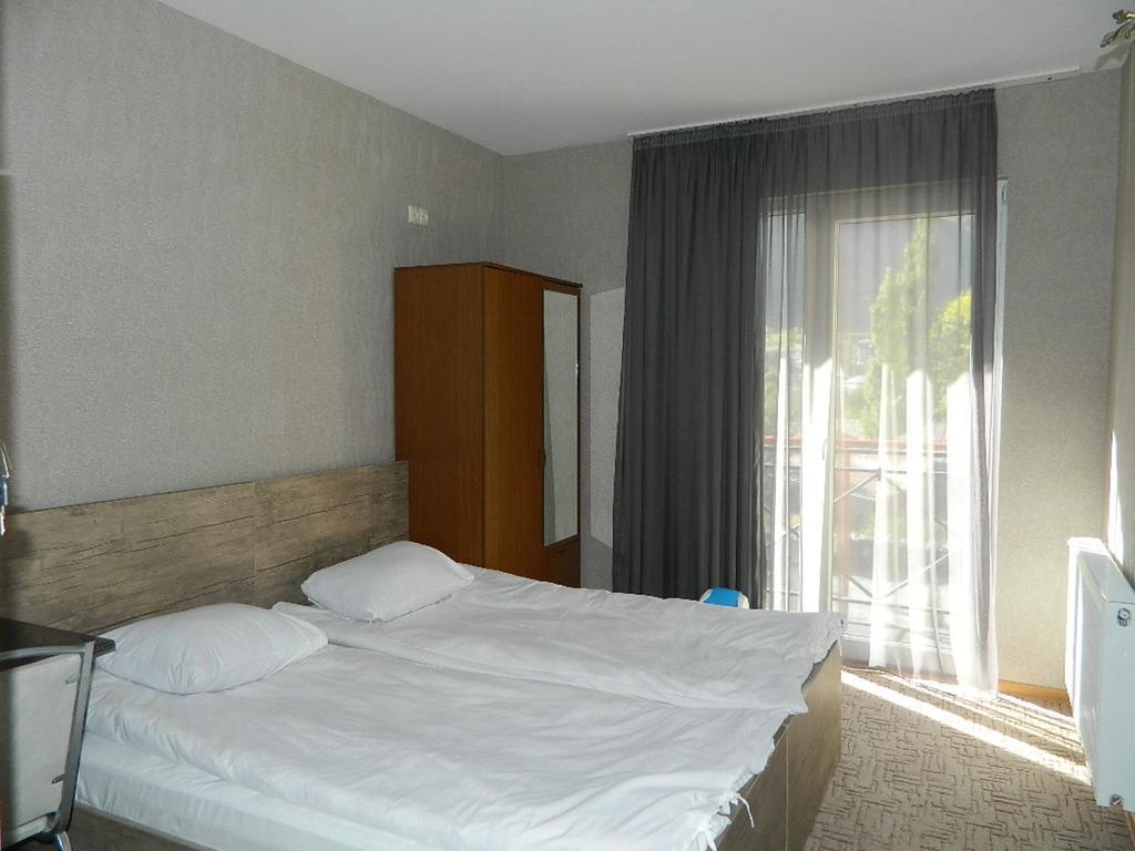 מלון Uptown Boutique Kazbegi מראה חיצוני תמונה