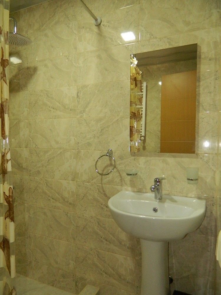 מלון Uptown Boutique Kazbegi מראה חיצוני תמונה