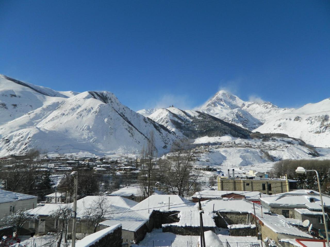 מלון Uptown Boutique Kazbegi מראה חיצוני תמונה